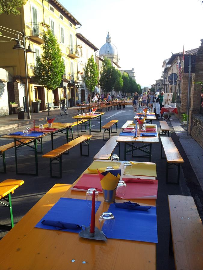 La Corte Degli Angeli Locazioni Turistiche Assisi Eksteriør bilde